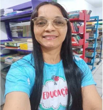 Revista do Livro: Marli Reis Santos