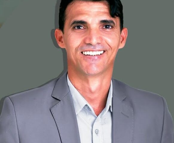 Revista do Livro: Nerivaldo Ferreira