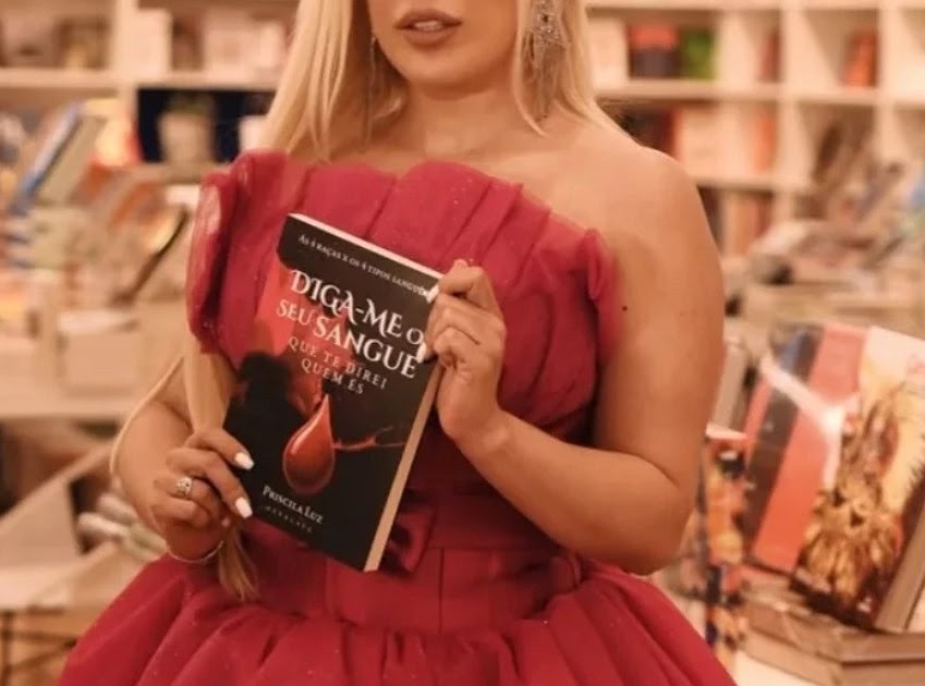 Revista do Livro: Priscila Luz (Devalaya)