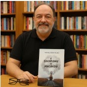 Revista do Livro: Rafael Moia Filho