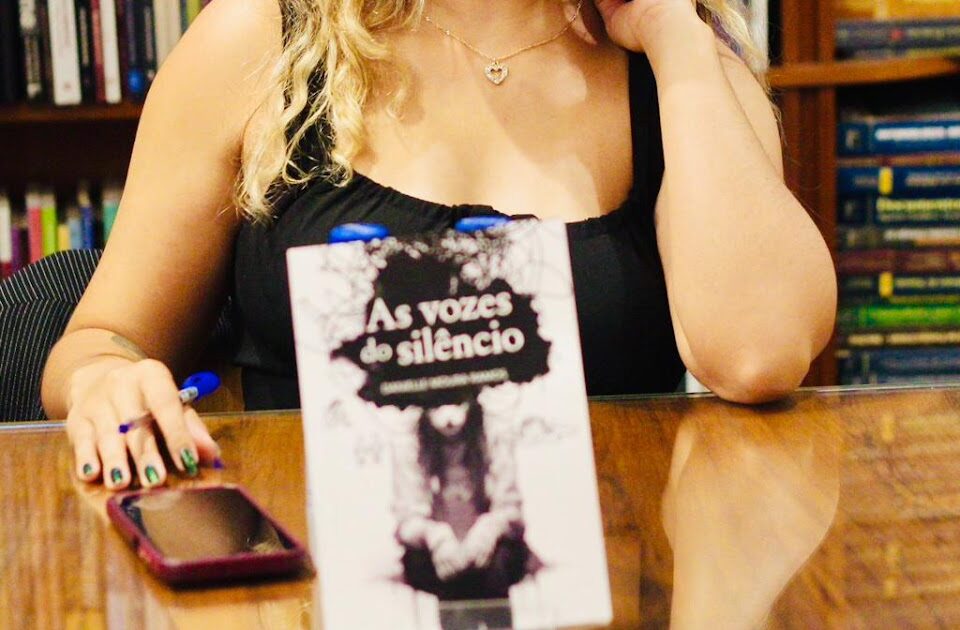 Revista do Livro: Danielle Moura Ramos