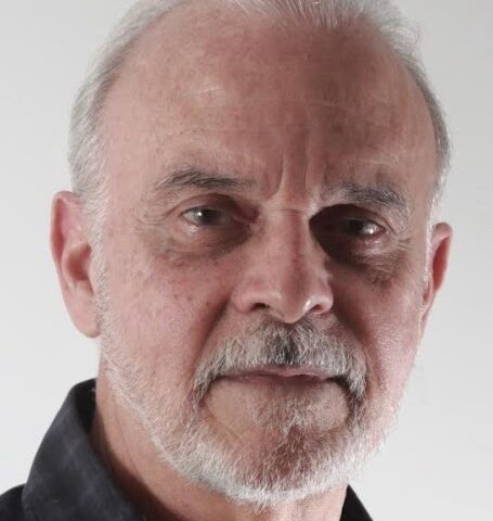 Revista do Livro: Pedro F. Toledo