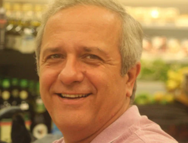 Revista do Livro: Raul Borges Guimarães