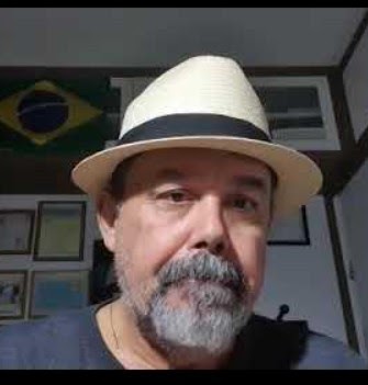 Revista do Livro: Ari Lins Pedrosa
