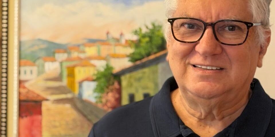 Revista do Livro: Laércio Pinto