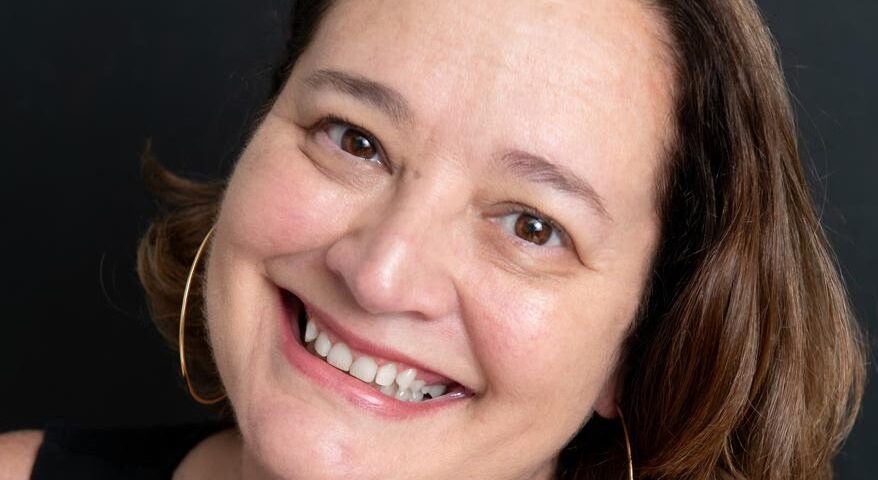 Revista do Livro: Luisa Santos Wholley