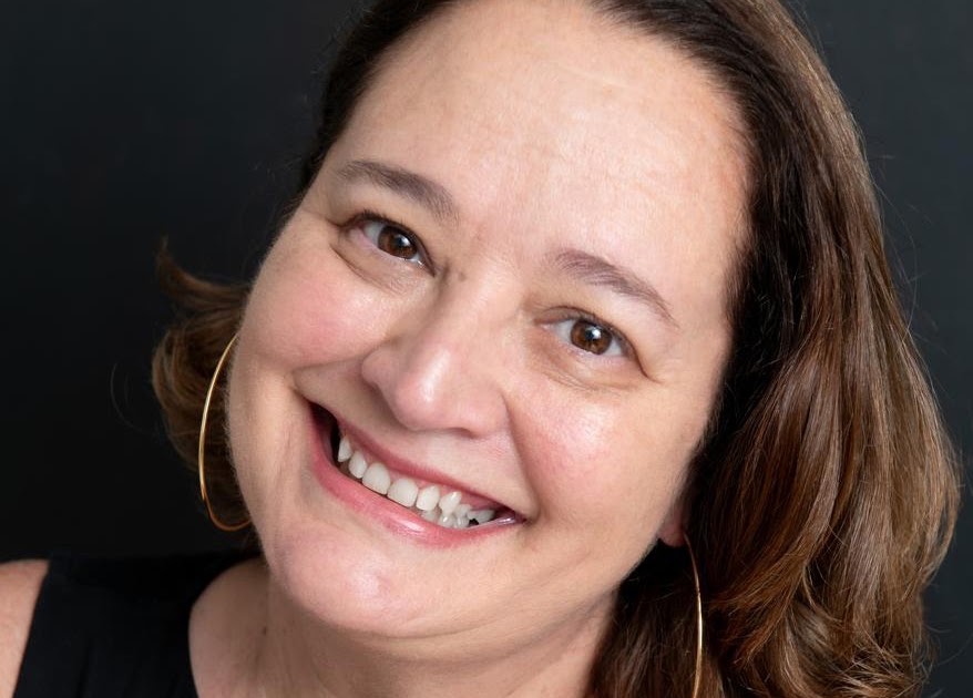 Revista do Livro: Luisa Santos Wholley