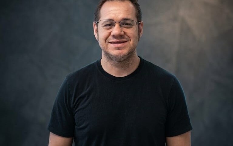 Revista do Livro: Márcio Vidal Marinho