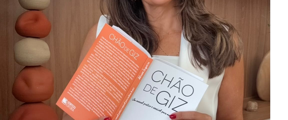 Revista do Livro: Adriane Siqueira